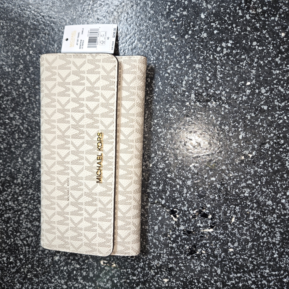Michael Kors Beige Patterned Wallet - image 1